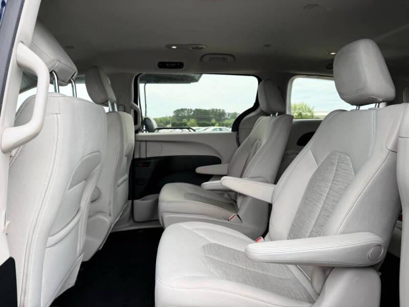 2018 Chrysler Pacifica Hybrid Touring Plus