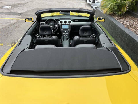 2017 Ford Mustang EcoBoost Premium