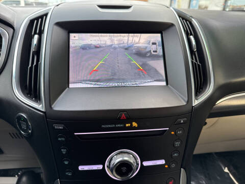 2019 Ford Edge Titanium