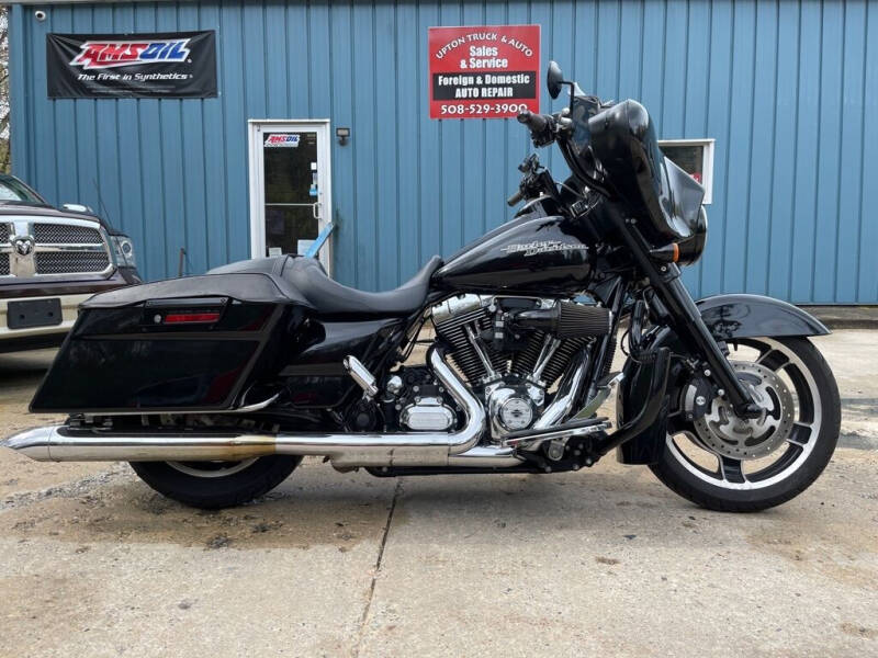 2012 HARLEY DAVIDSON FLHXSTREETGLIDE for sale at Upton Truck and Auto in Upton MA