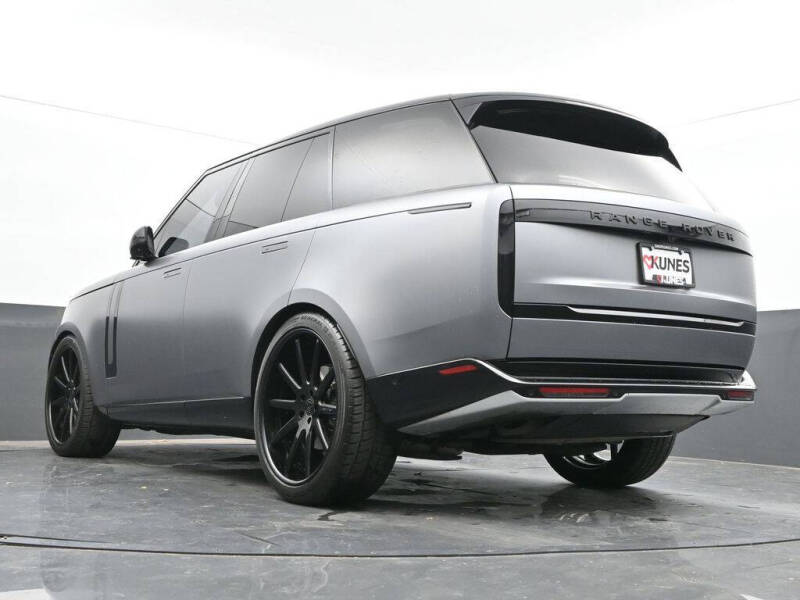 2023 Land Rover Range Rover P400 SE