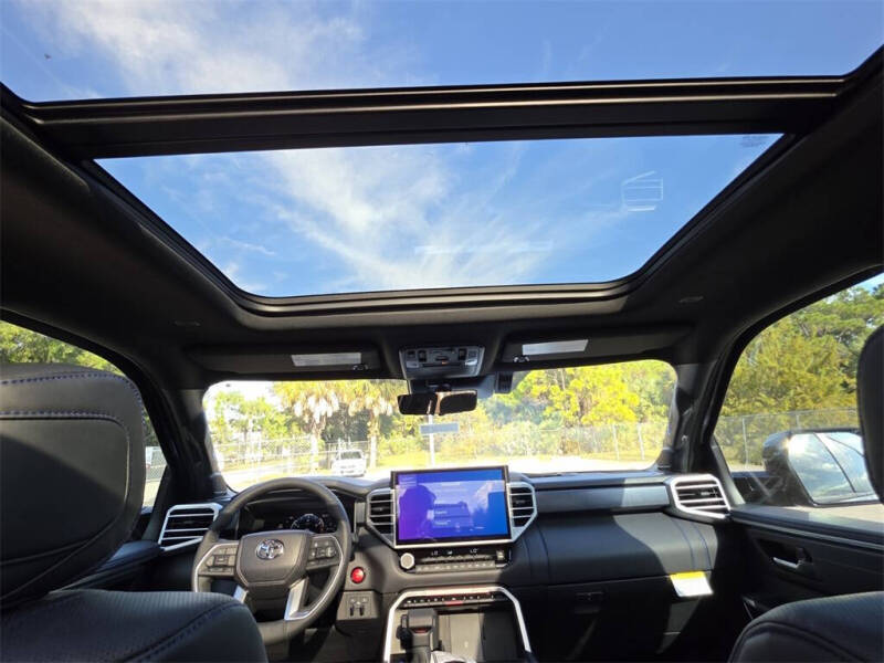 2025 Toyota Tundra Platinum HV