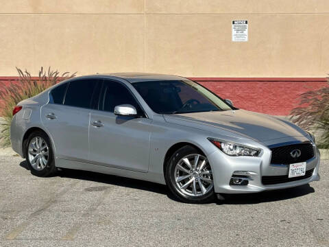 2015 Infiniti Q50 Premium