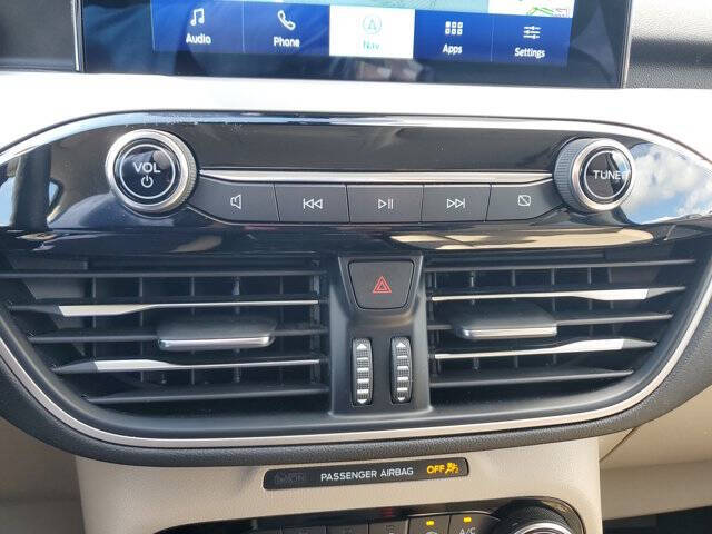 2021 Ford Escape SEL