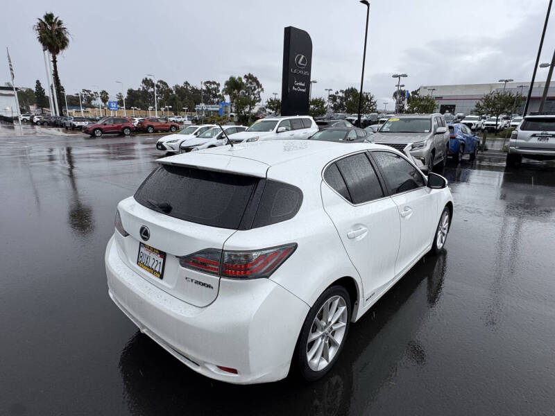 2011 Lexus CT 200h Premium