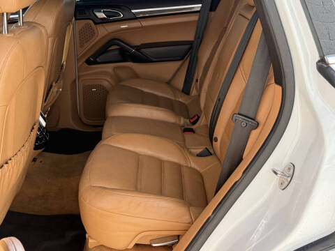 2017 Porsche Cayenne S