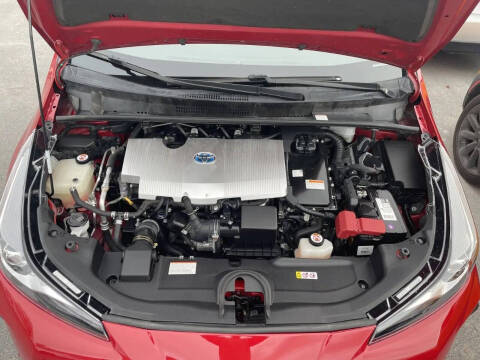 2020 Toyota Prius LE