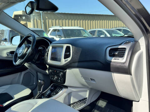 2017 Jeep Compass Latitude