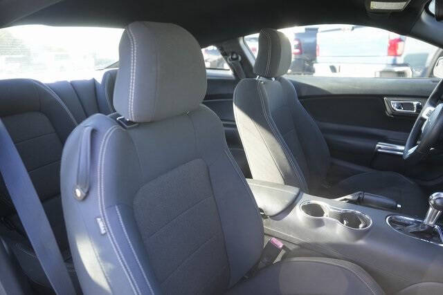 2016 Ford Mustang V6