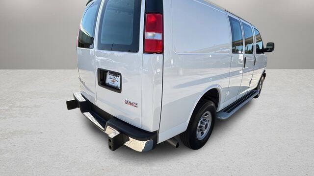 2024 GMC Savana 2500