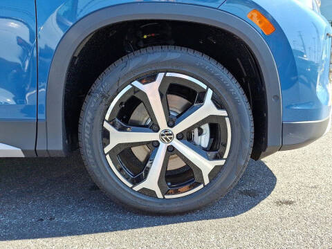 2025 Volkswagen Tiguan SE 4Motion