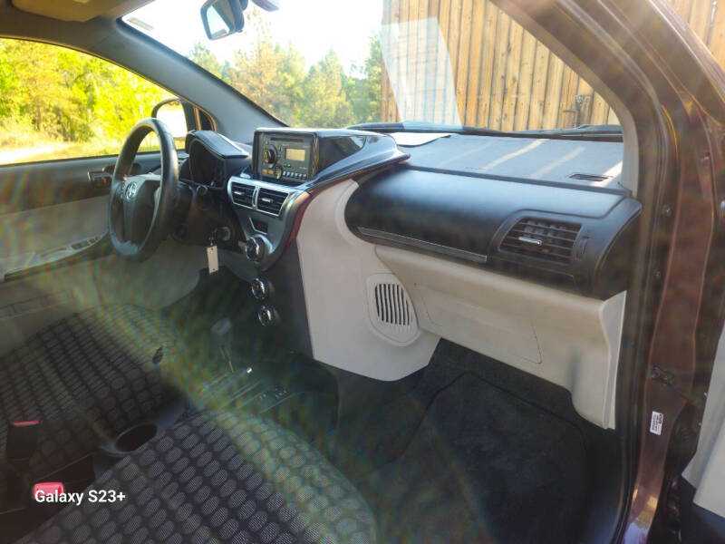 2013 Scion iQ