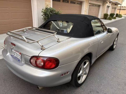 2003 Mazda MX-5 Miata