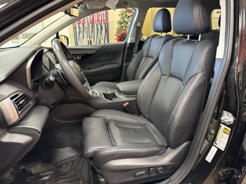 2024 Subaru Outback Touring XT