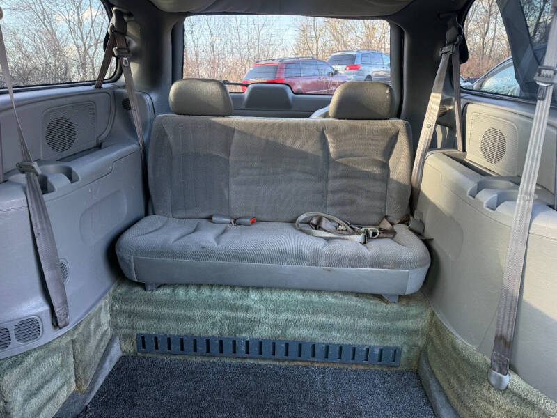 2005 Dodge Grand Caravan SE