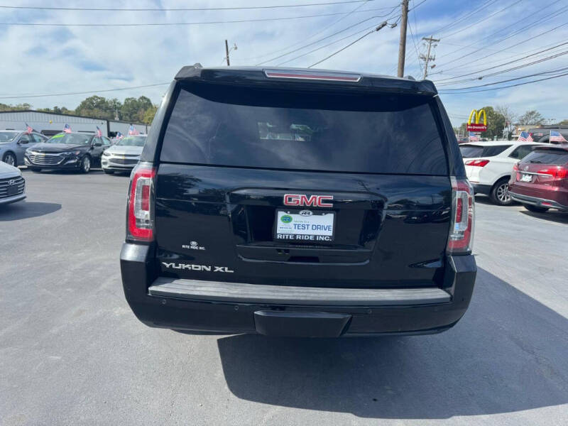 2017 GMC Yukon XL SLT