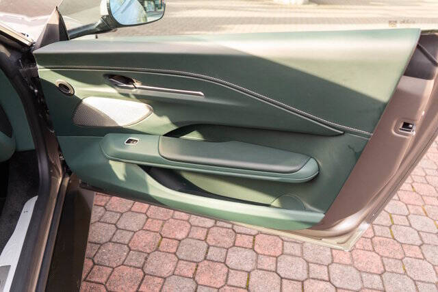 2025 Aston Martin Vantage