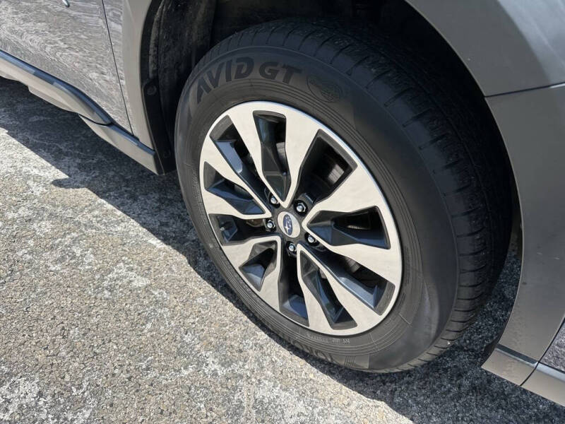 2024 Subaru Outback Touring XT