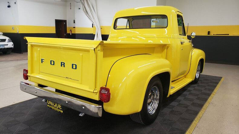 1953 Ford F-100