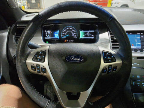 2016 Ford Taurus SEL