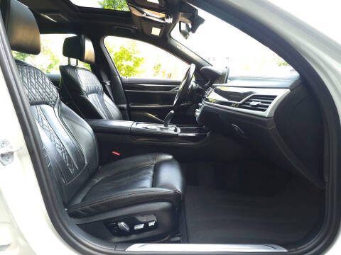 2022 BMW 7 Series 740i xDrive