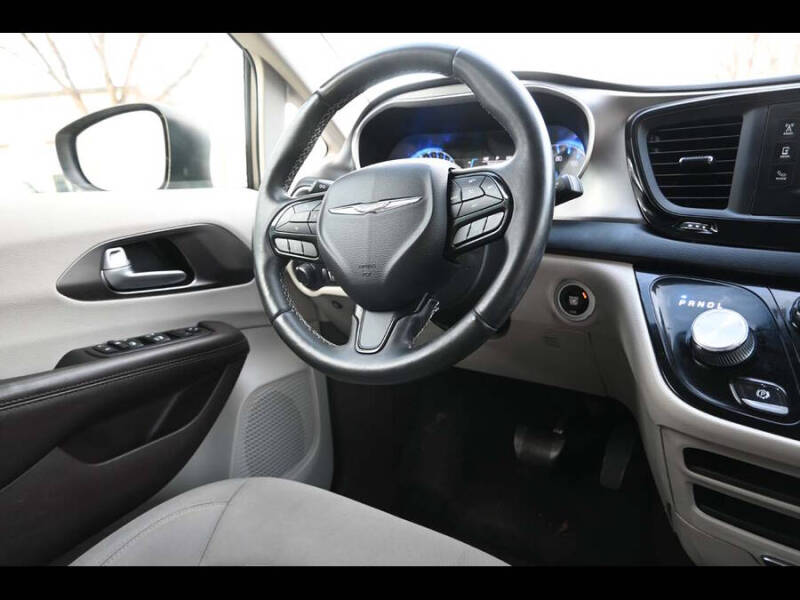 2017 Chrysler Pacifica Touring