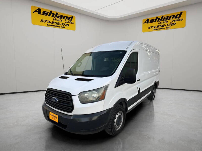 2016 Ford Transit Base's photo