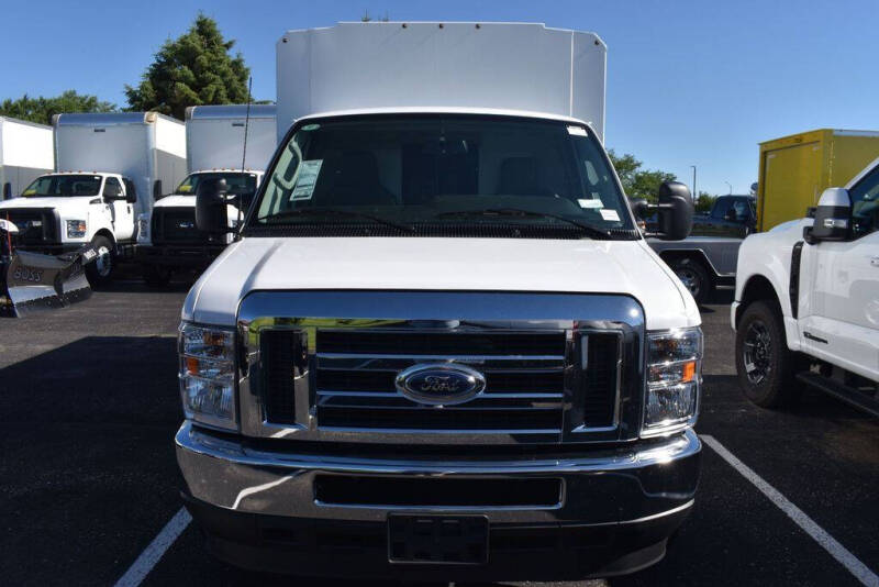 2025 Ford E-Series