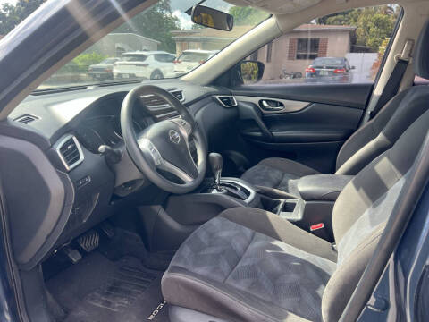 2015 Nissan Rogue S