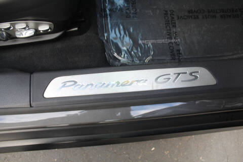 2015 Porsche Panamera GTS