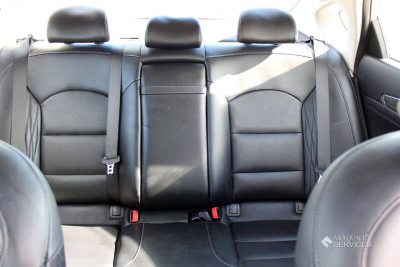 2020 Kia Cadenza Limited