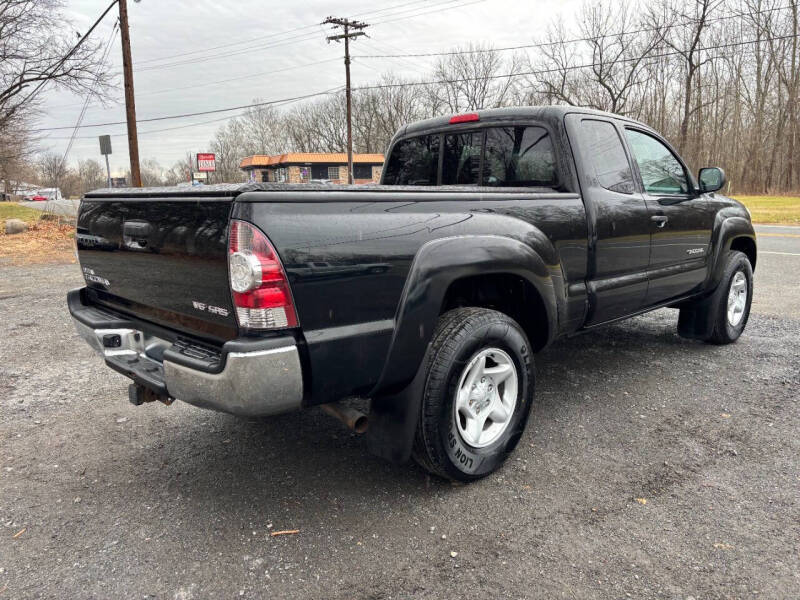 2010 Toyota Tacoma Base photo 4