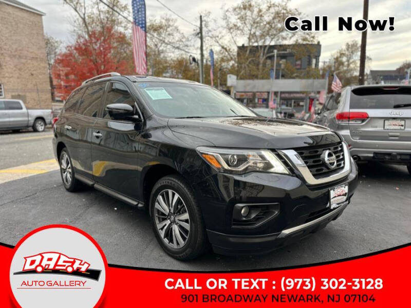 2020 Nissan Pathfinder SL