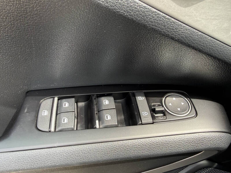 2023 Kia Soul LX - Photo 17