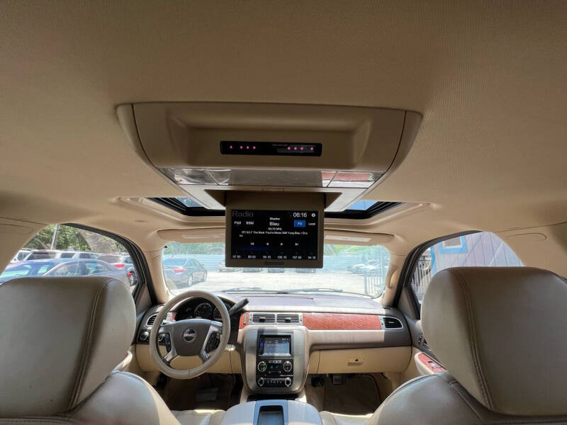 2007 GMC Yukon XL SLE