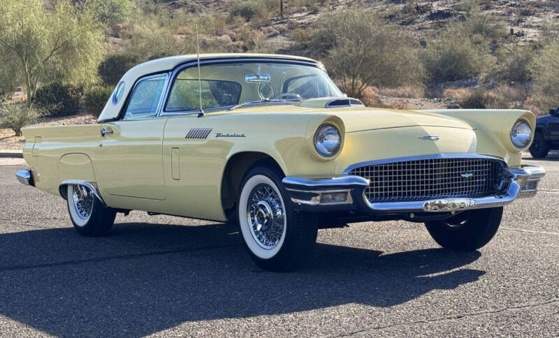1957 Ford Thunderbird