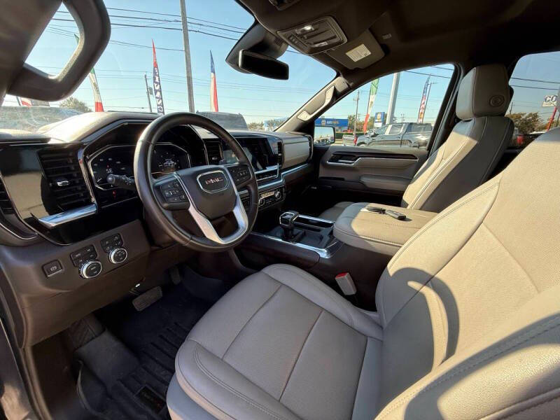 2023 GMC Sierra 1500 SLT