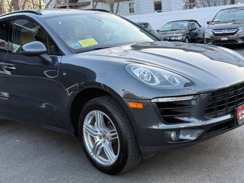 2017 Porsche Macan S