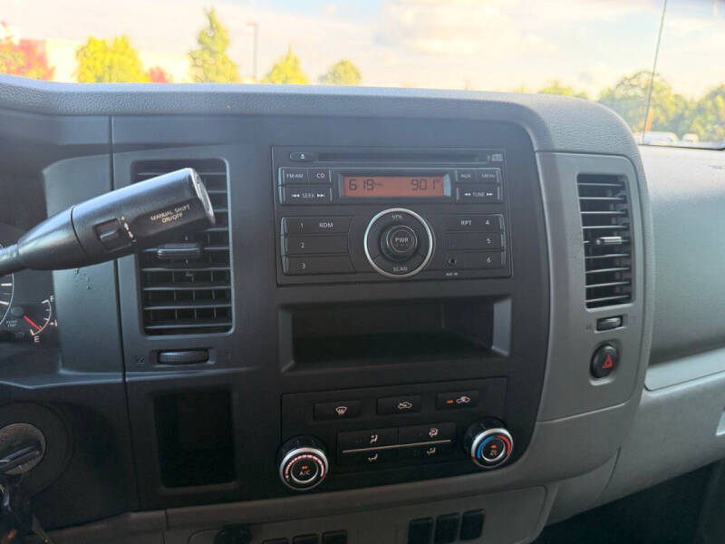2017 Nissan NV