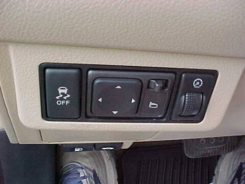 2011 Nissan Versa 1.8 SL