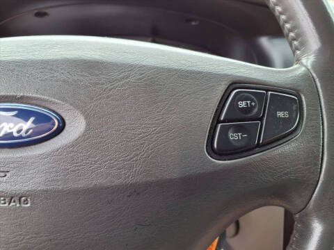 2002 Ford Taurus SES Deluxe