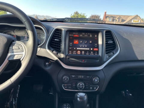 2017 Jeep Cherokee Trailhawk