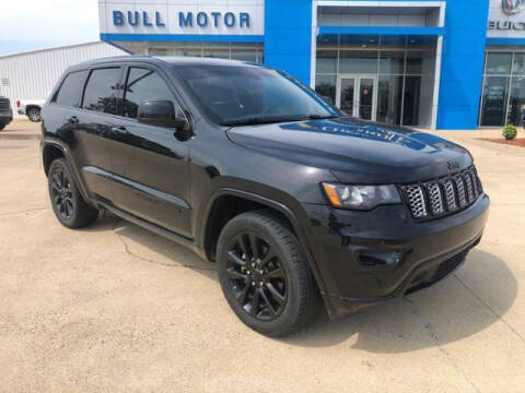 2017 Jeep Grand Cherokee for sale at BULL MOTOR COMPANY in Wynne AR