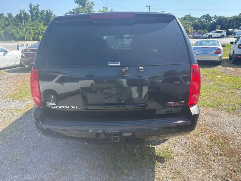 2011 GMC Yukon XL SLT