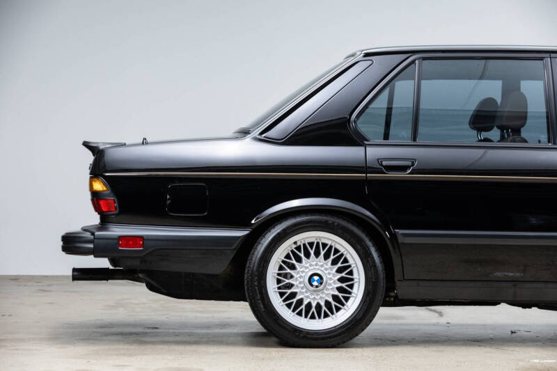 1988 BMW M5