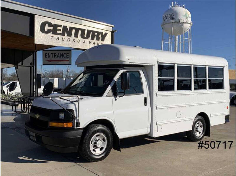 2017 Chevrolet Express for sale at CENTURY TRUCKS & VANS in Grand Prairie TX