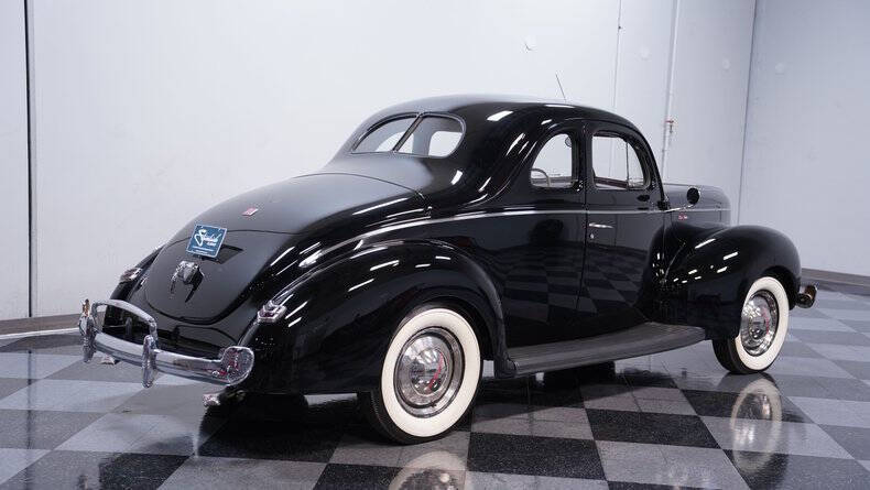 1940 Ford Deluxe