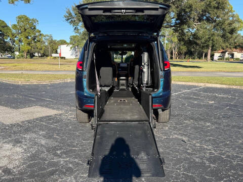 2022 Chrysler Pacifica Pinnacle