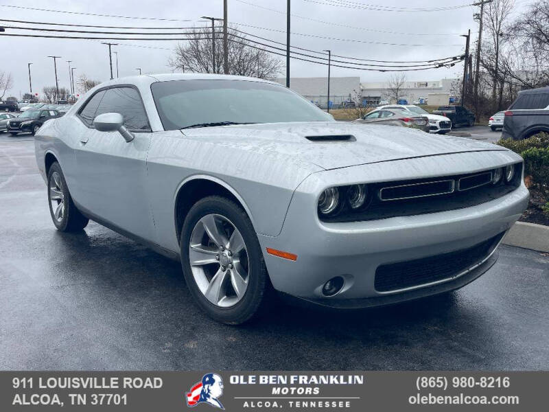 2021 Dodge Challenger SXT's photo