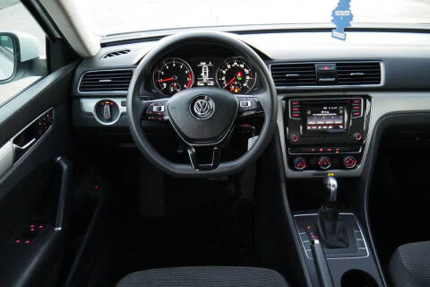 2018 Volkswagen Passat 2.0T S